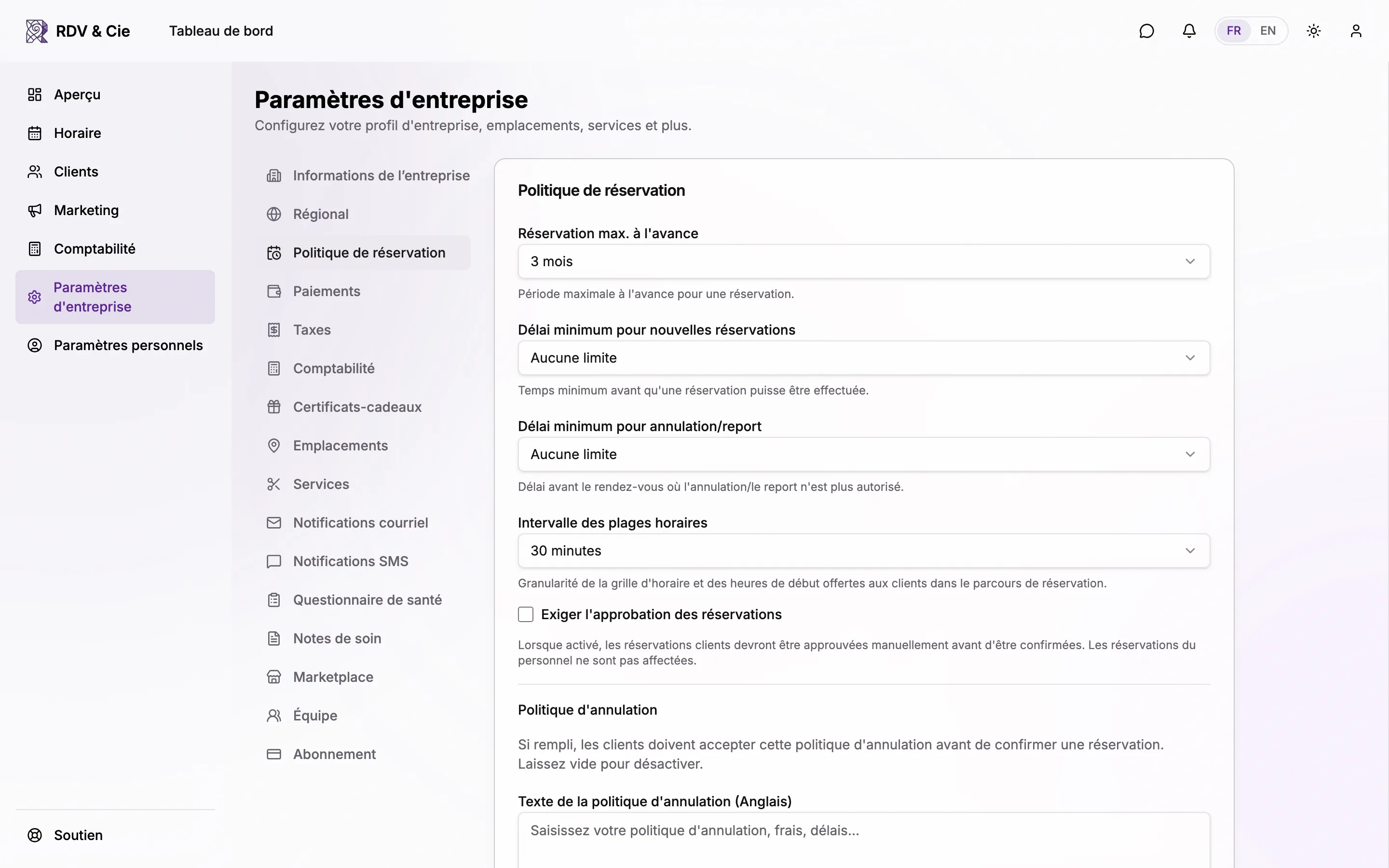 Options de liste d'attente, reçus d'assurance, avis clients et sélection du thérapeute.