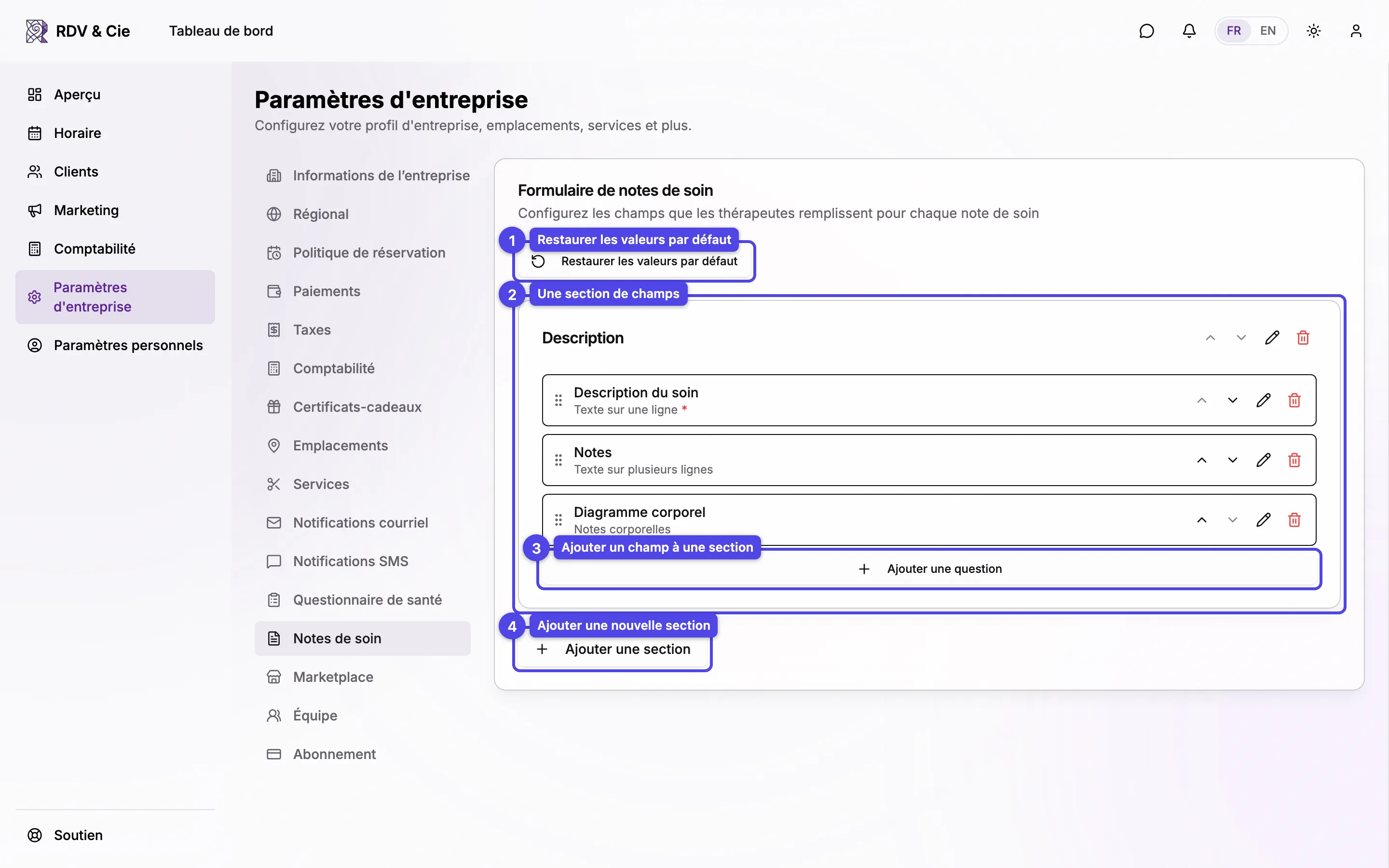Le constructeur du Formulaire de notes de soin avec le bouton Restaurer les valeurs par défaut, la section Description par défaut et ses champs, plus les boutons Ajouter une question et Ajouter une section.